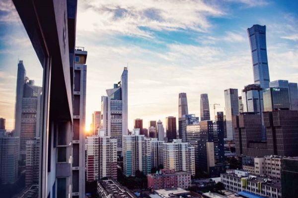 樓宇智能化，傳統(tǒng)建筑，優(yōu)勢，生活品質(zhì)，節(jié)能環(huán)保，安全性