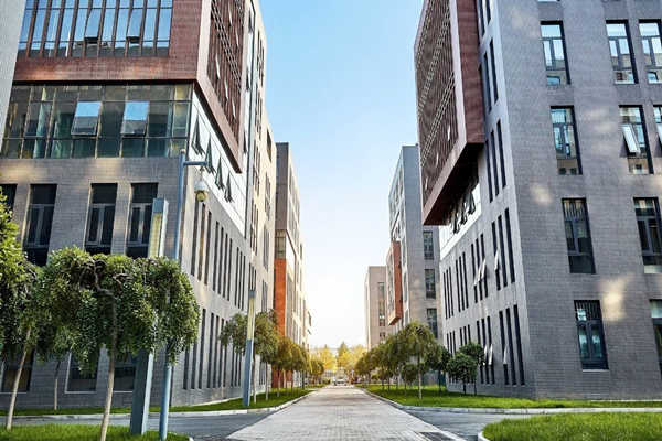 智慧園區(qū)高度集成樓宇自控系統(tǒng)的背景！(圖1)